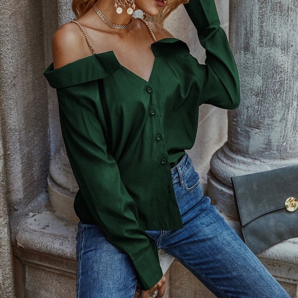 Tops - Boho chic button down cold shoulder top green